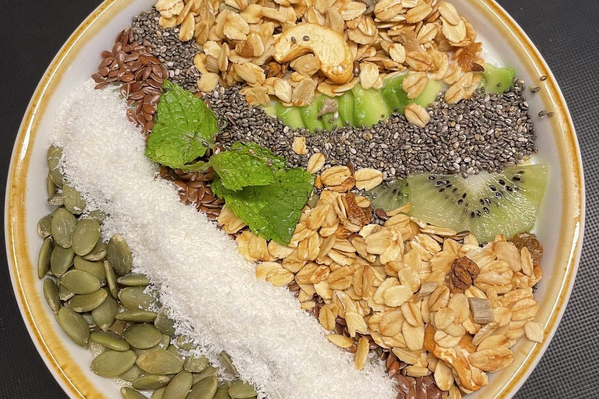 Psyllium: Para Que Serve, Benefícios e Como Tomar a Fibra da Moda